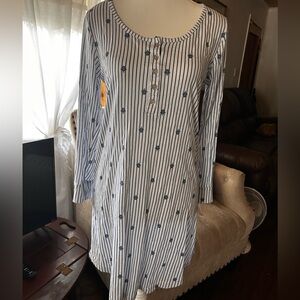 Echo Sleepware Women's Small Nightshirt White Blue Stripped Turtle Cotton Hanley